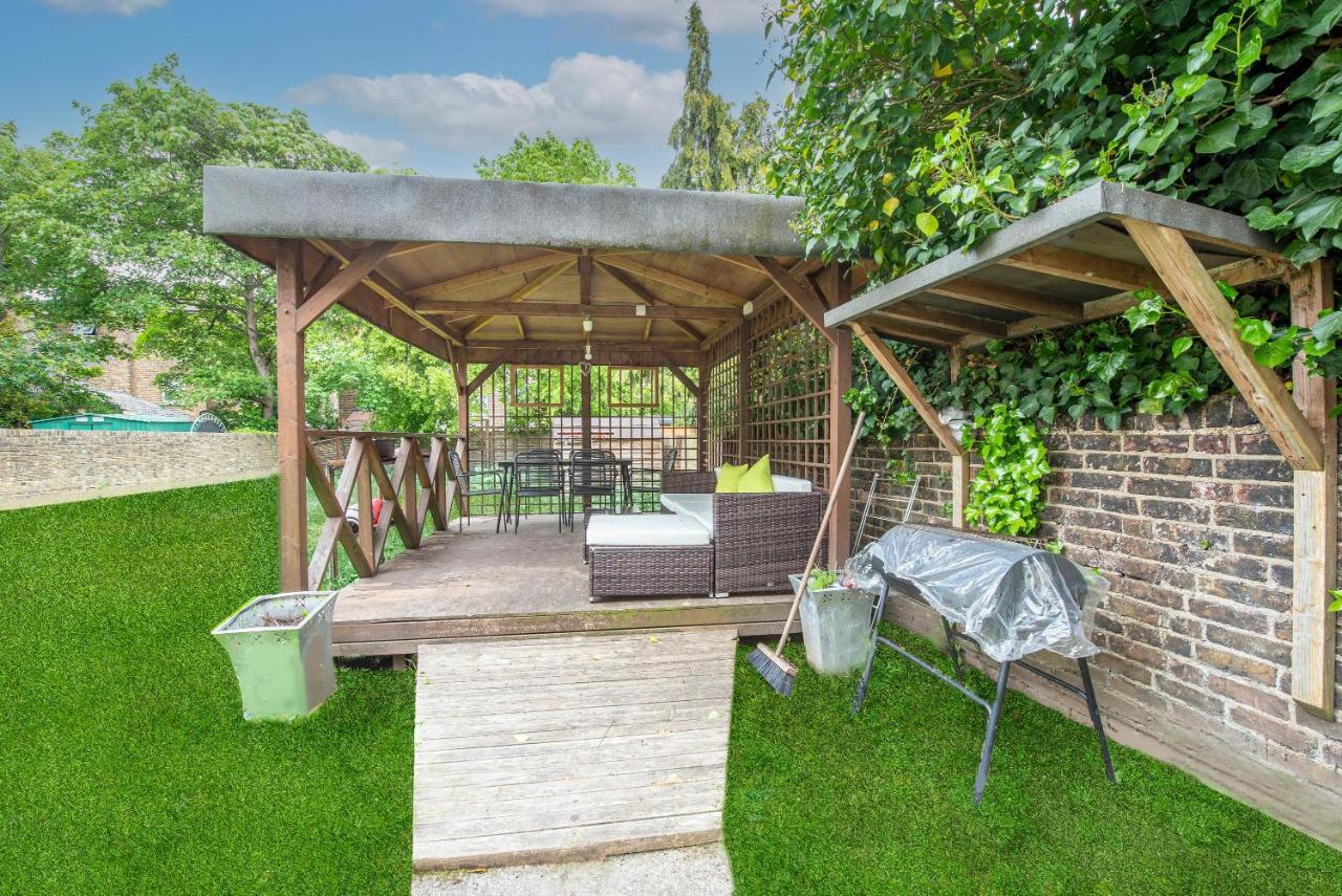 West Ealing Serviced Apts- 2 Bedroom 2 Bath Parking Near Station With Off Street Parking By 360Stays Экстерьер фото
